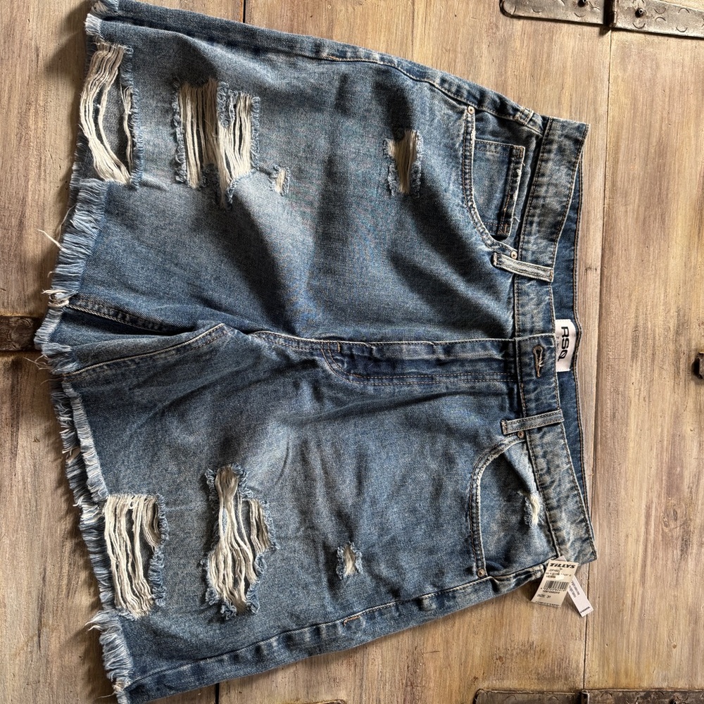RSQ Blue Jean Shorts Distressed Cut-Off Style NWT
